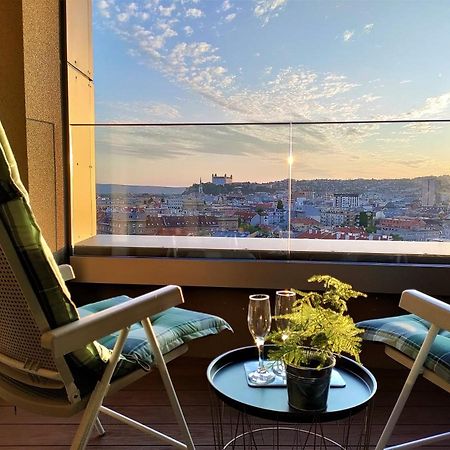 Cozy 2 Rooms Flat - Castle View Братислава Екстер'єр фото