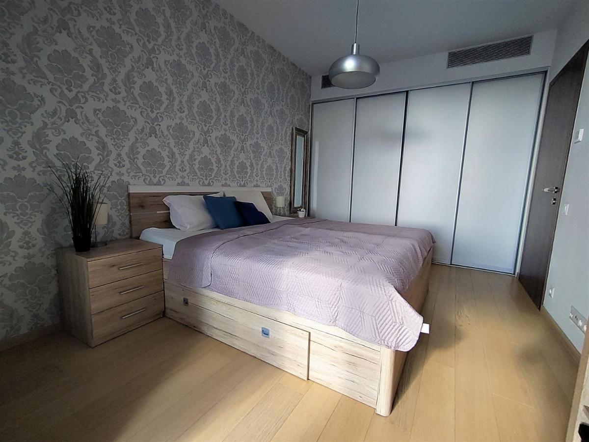 Cozy 2 Rooms Flat - Castle View Братислава Екстер'єр фото